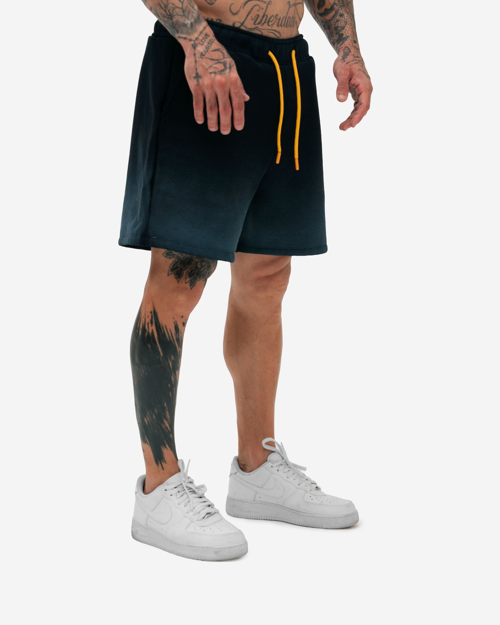 Shorts Curto de Moletinho Estonado Preto Lord's Gym