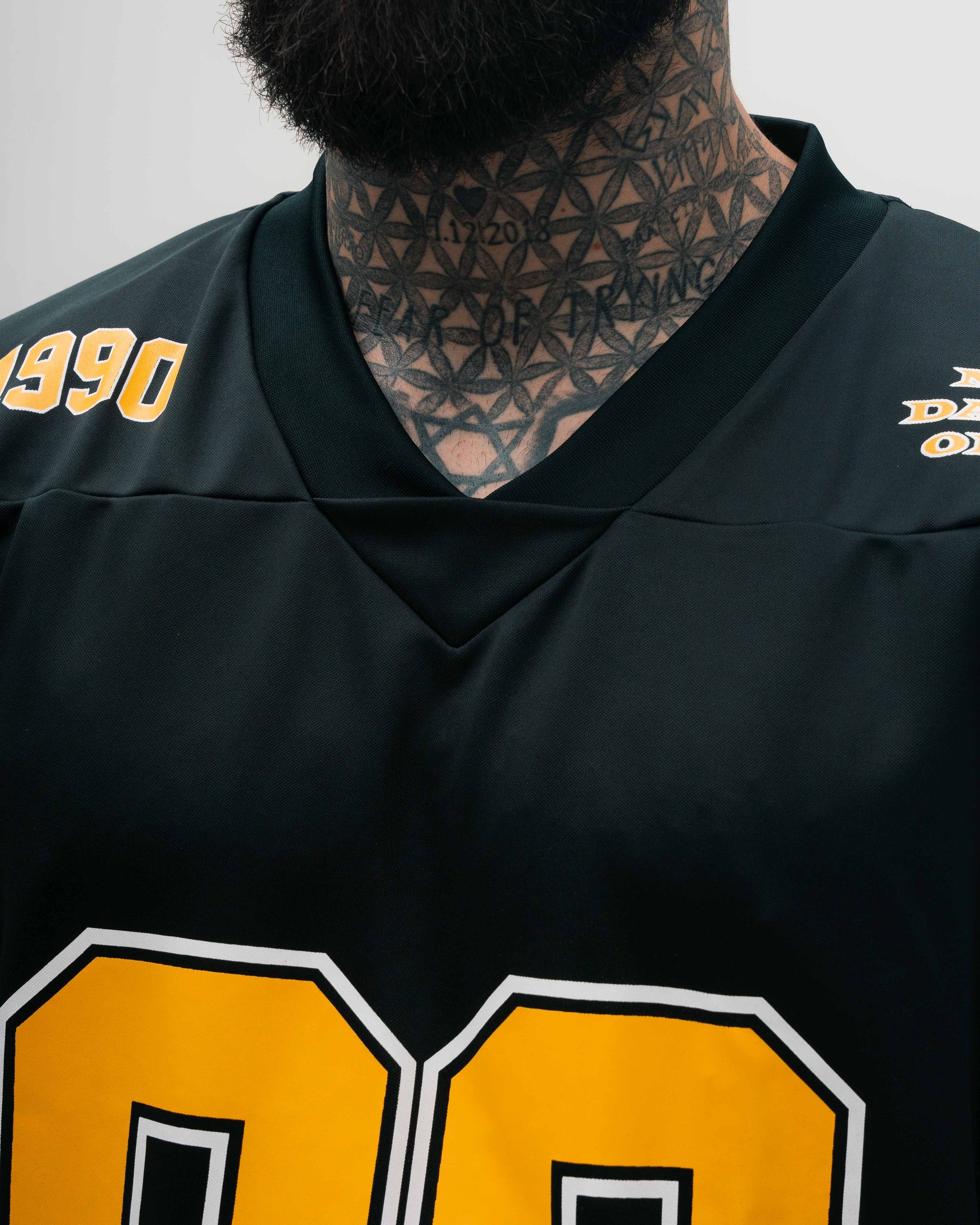 Jersey Oversized Preto Comam Frutas Bulldog