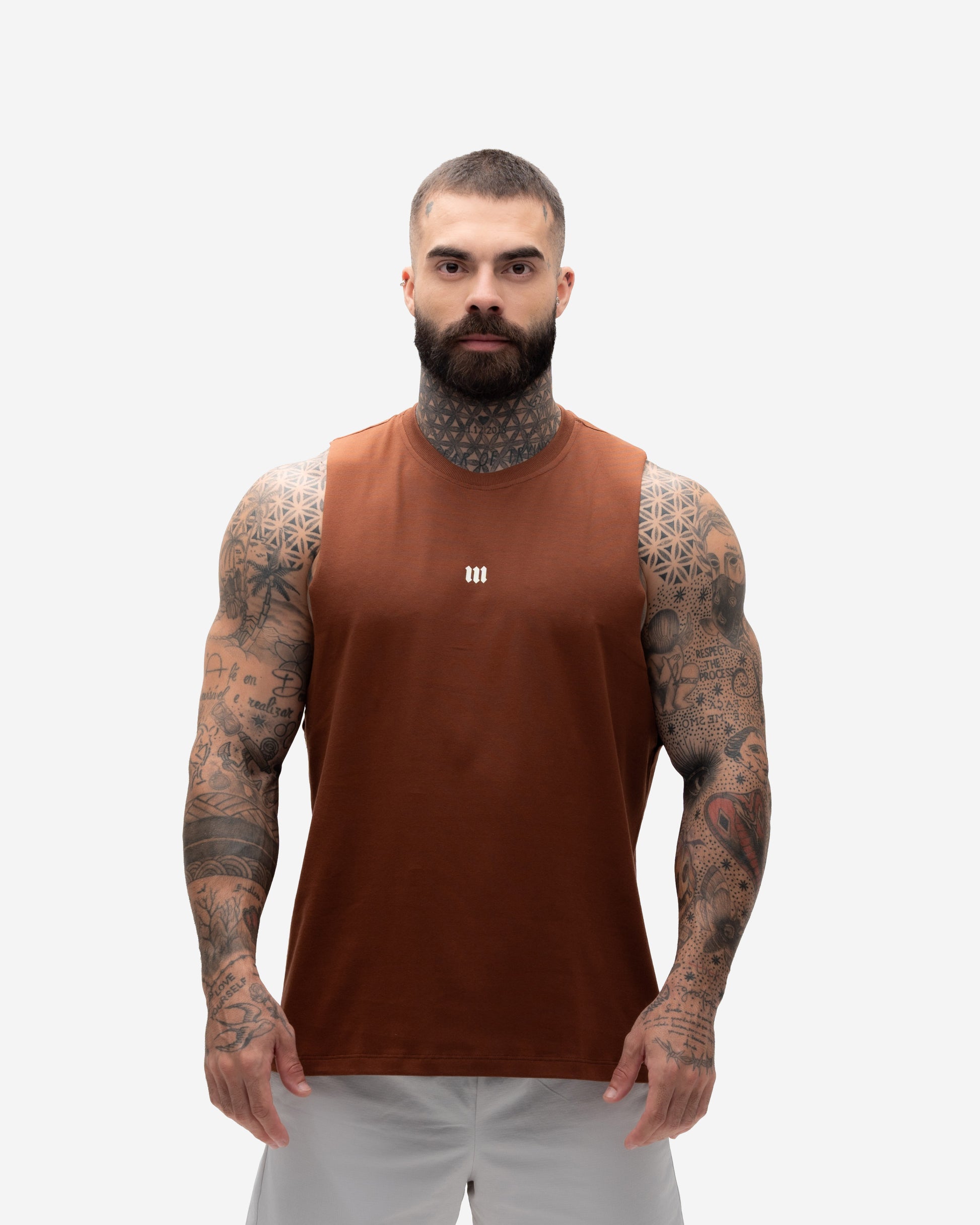 Regata Cut Off Mith Nation Doodle Marrom