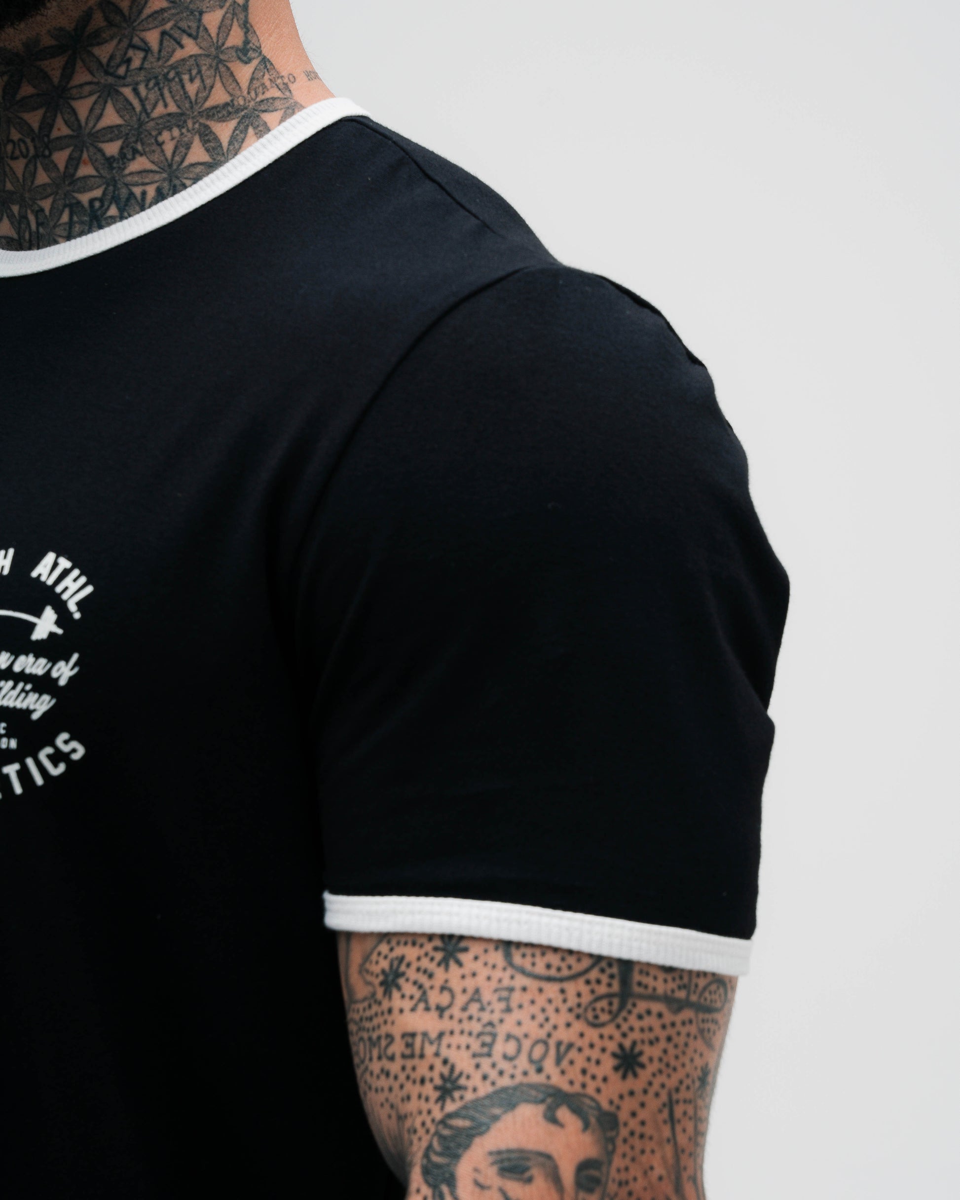 Camiseta Golden Era Preta Athl Aesthetics