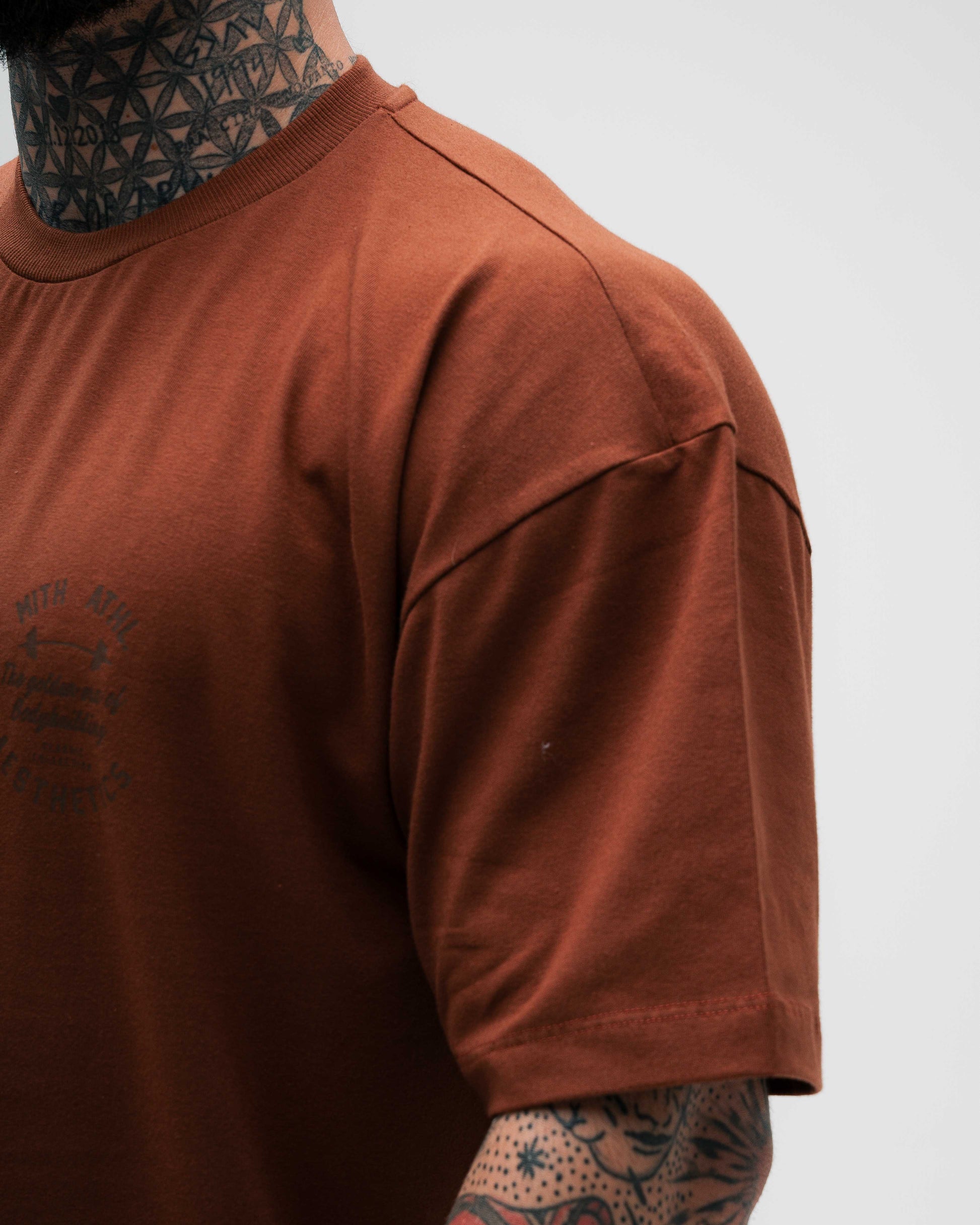 Camiseta Oversized de Treino Golden Era Marrom Athl Aesthetics