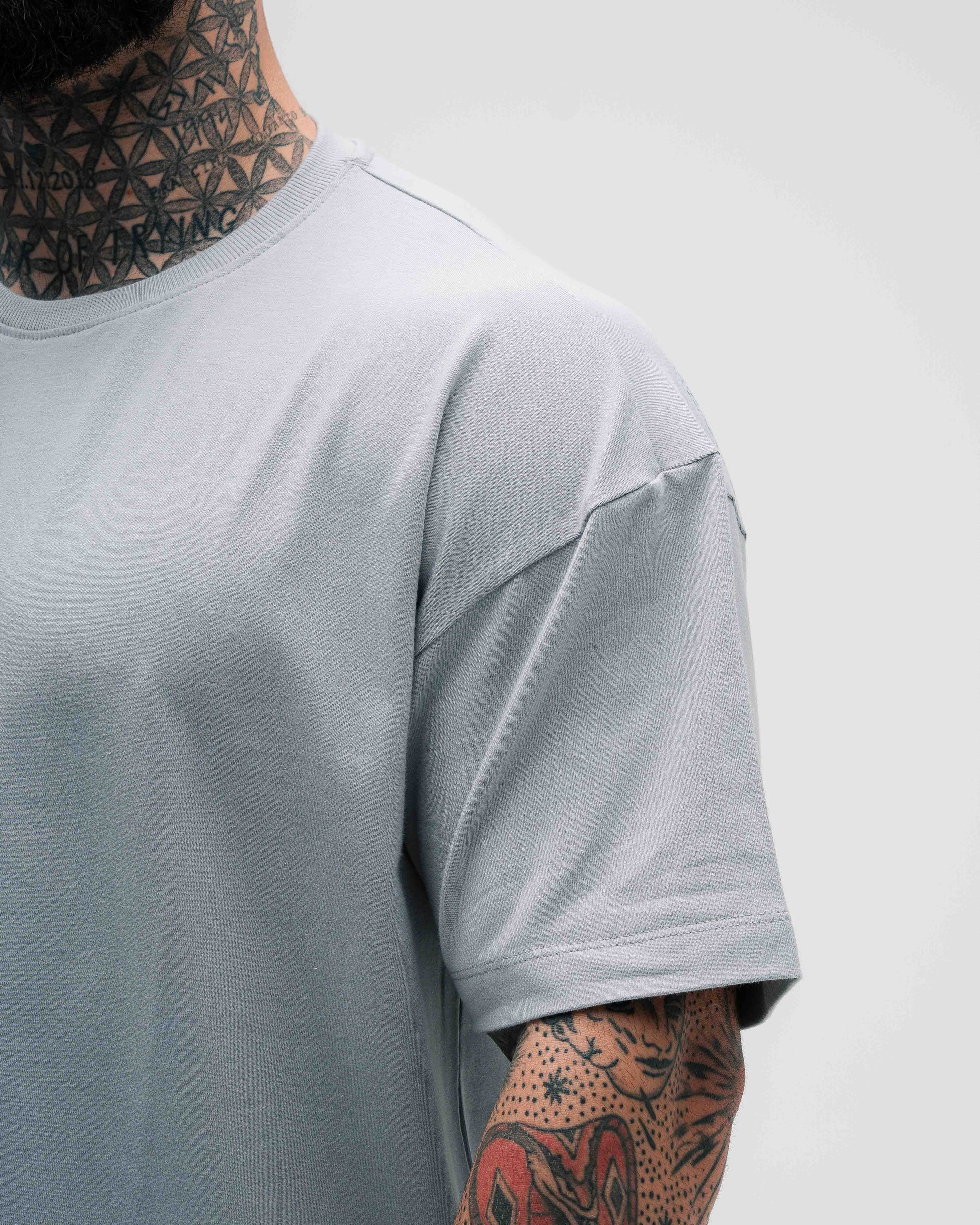 Camiseta Oversized Treino Cinza Mith Nation Doodle Grid