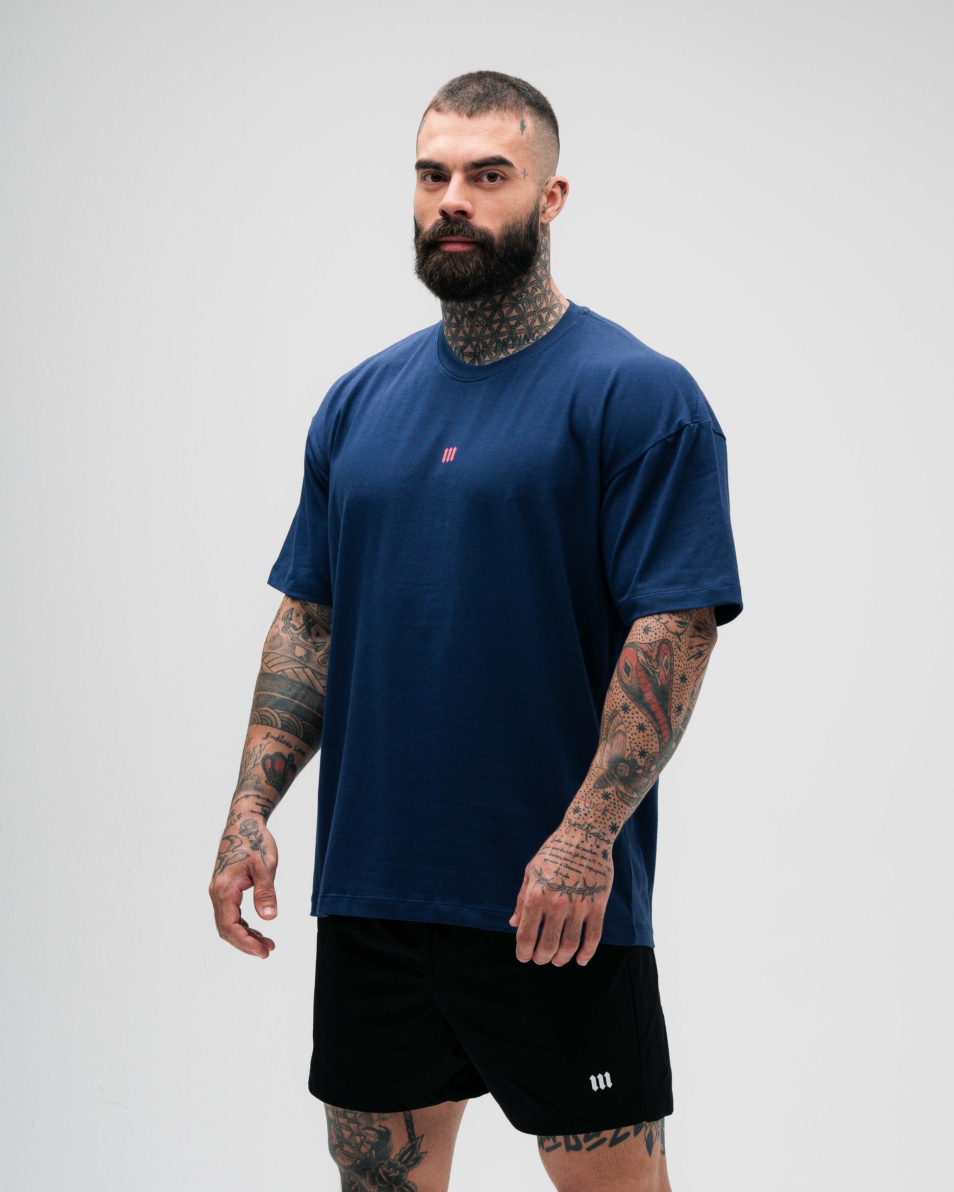 Camiseta Oversized Treino Marinho Mith Nation Doodle Grid