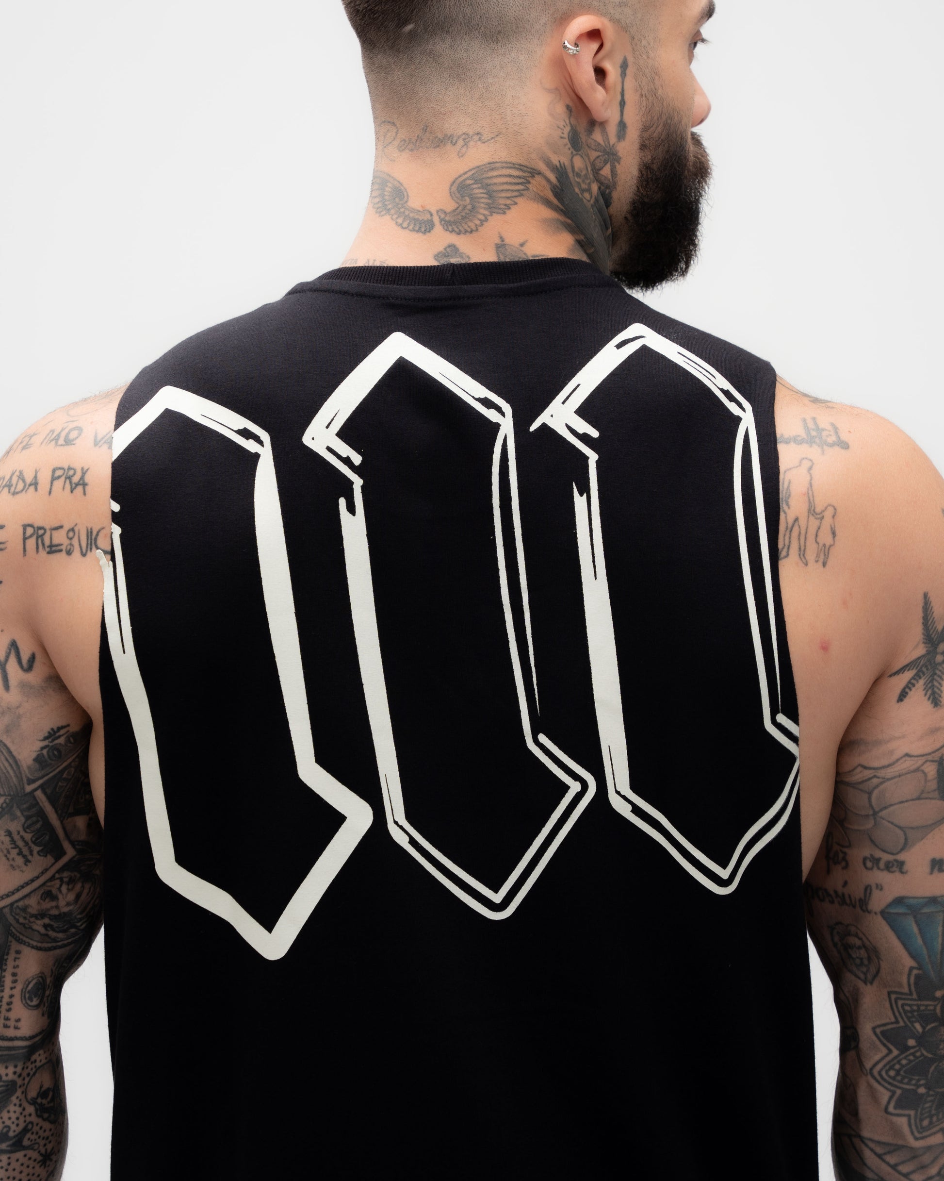 Regata Cut Off Mith Nation Doodle Preto