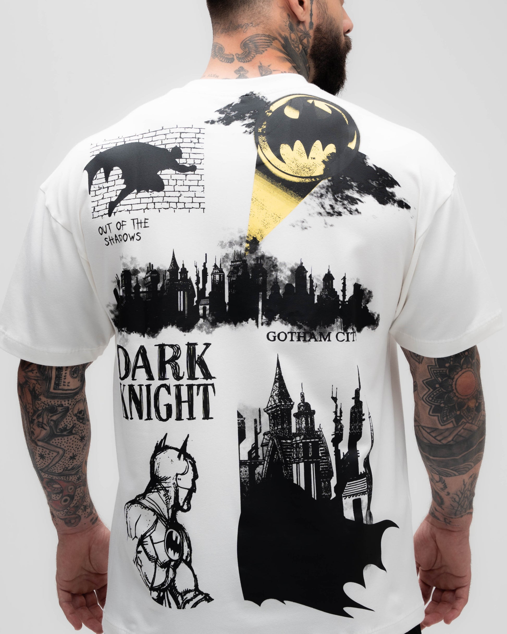 Camiseta Oversized Treino Mith X Batman Dark Knight Off White