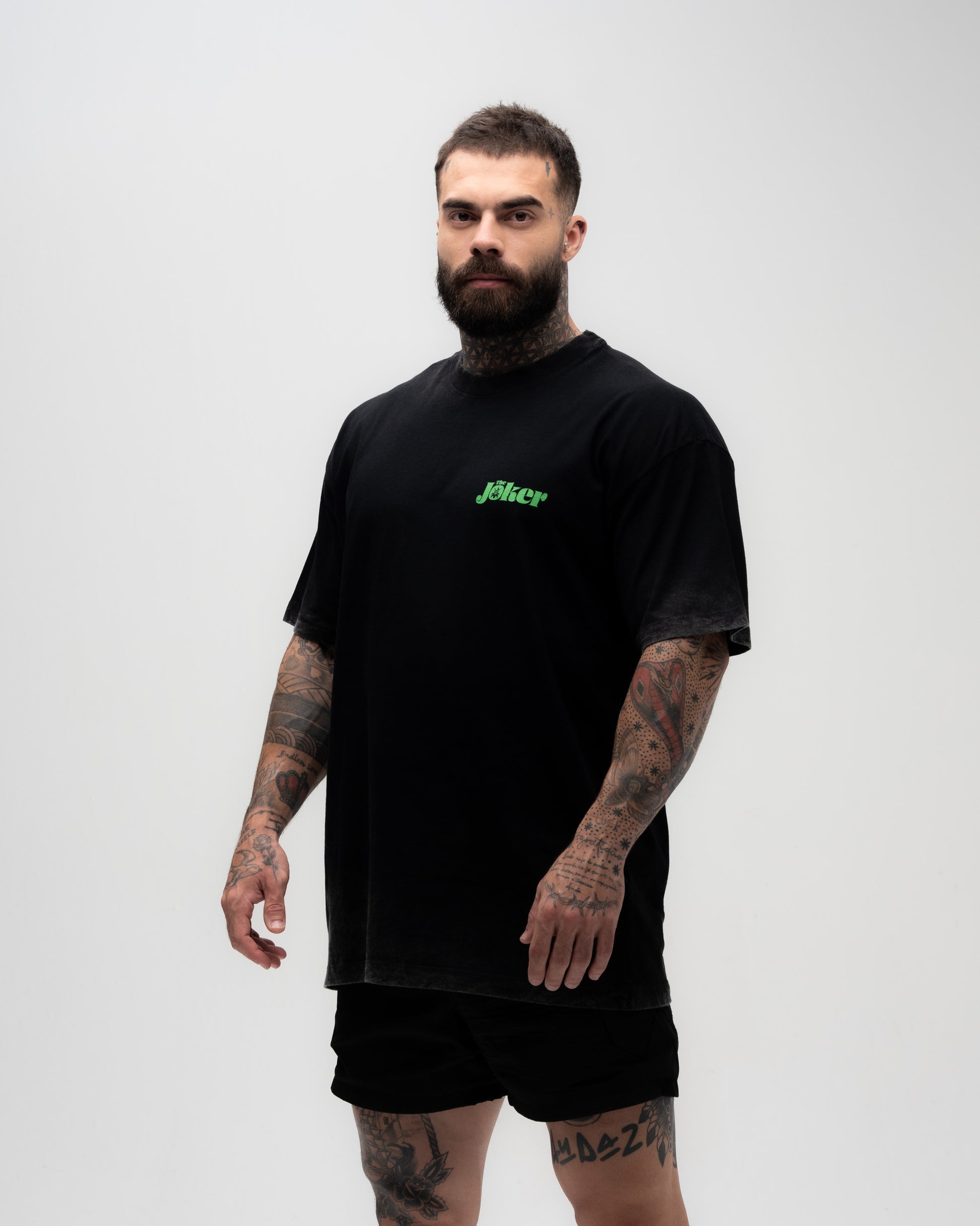 Camiseta Oversized Estonada Premium Mith X Joker Preto