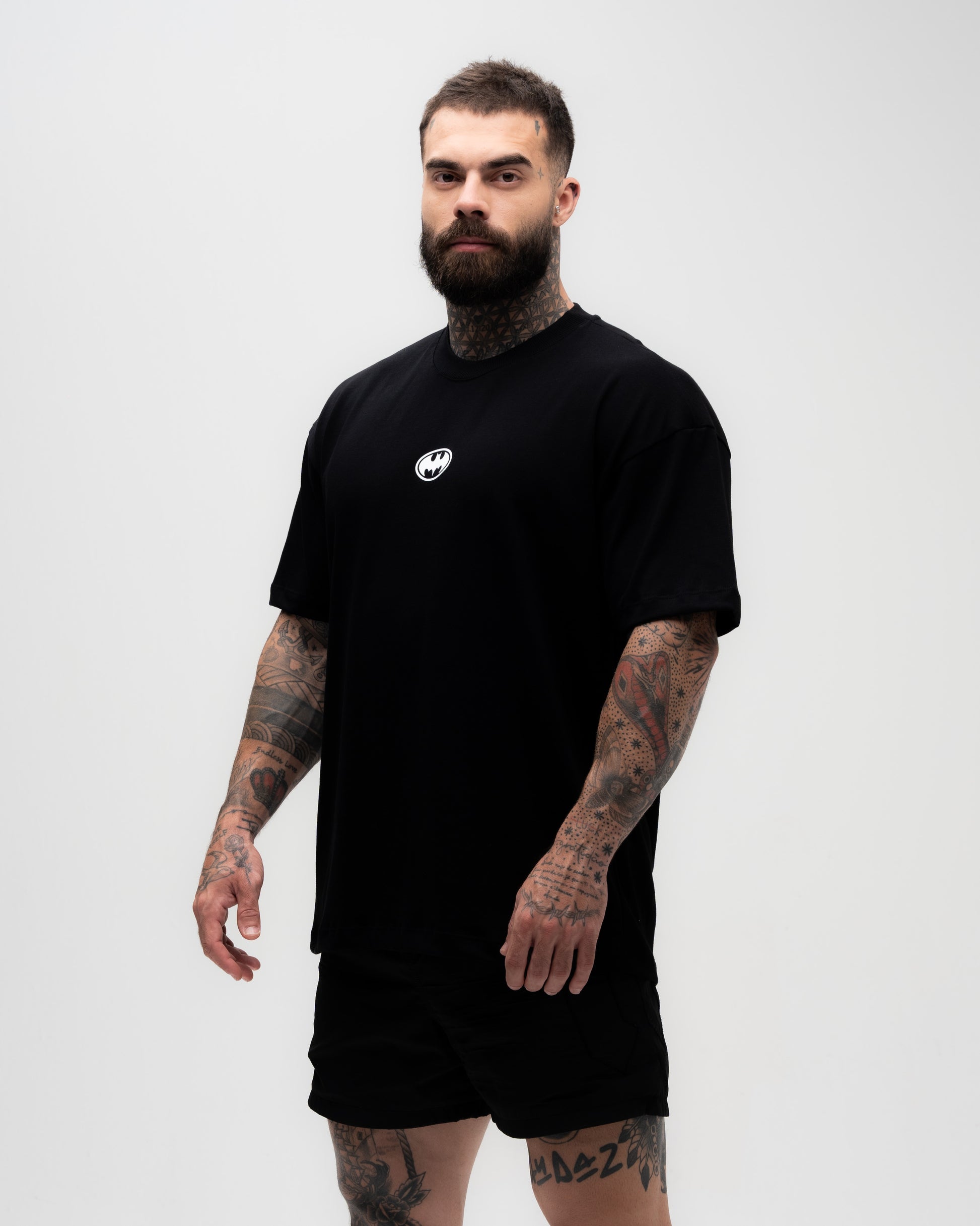 Camiseta Oversized Heavy Mith X Batman Iron Preto