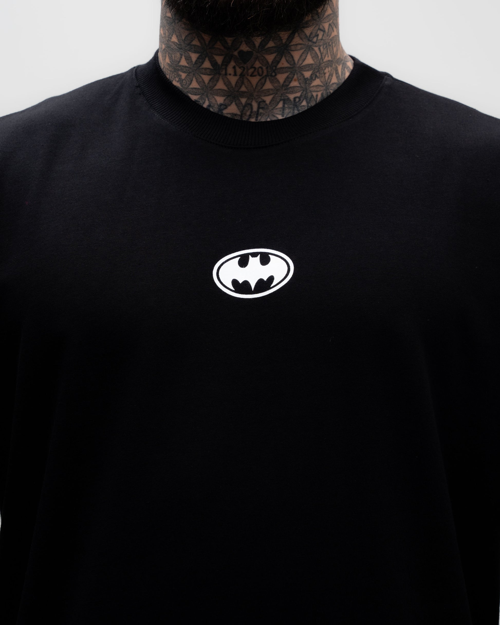Camiseta Oversized Heavy Mith X Batman Iron Preto