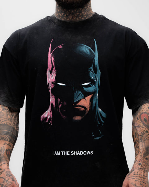 Camiseta Oversized Estonada Premium Mith X Batman I Am The Shadows Preto
