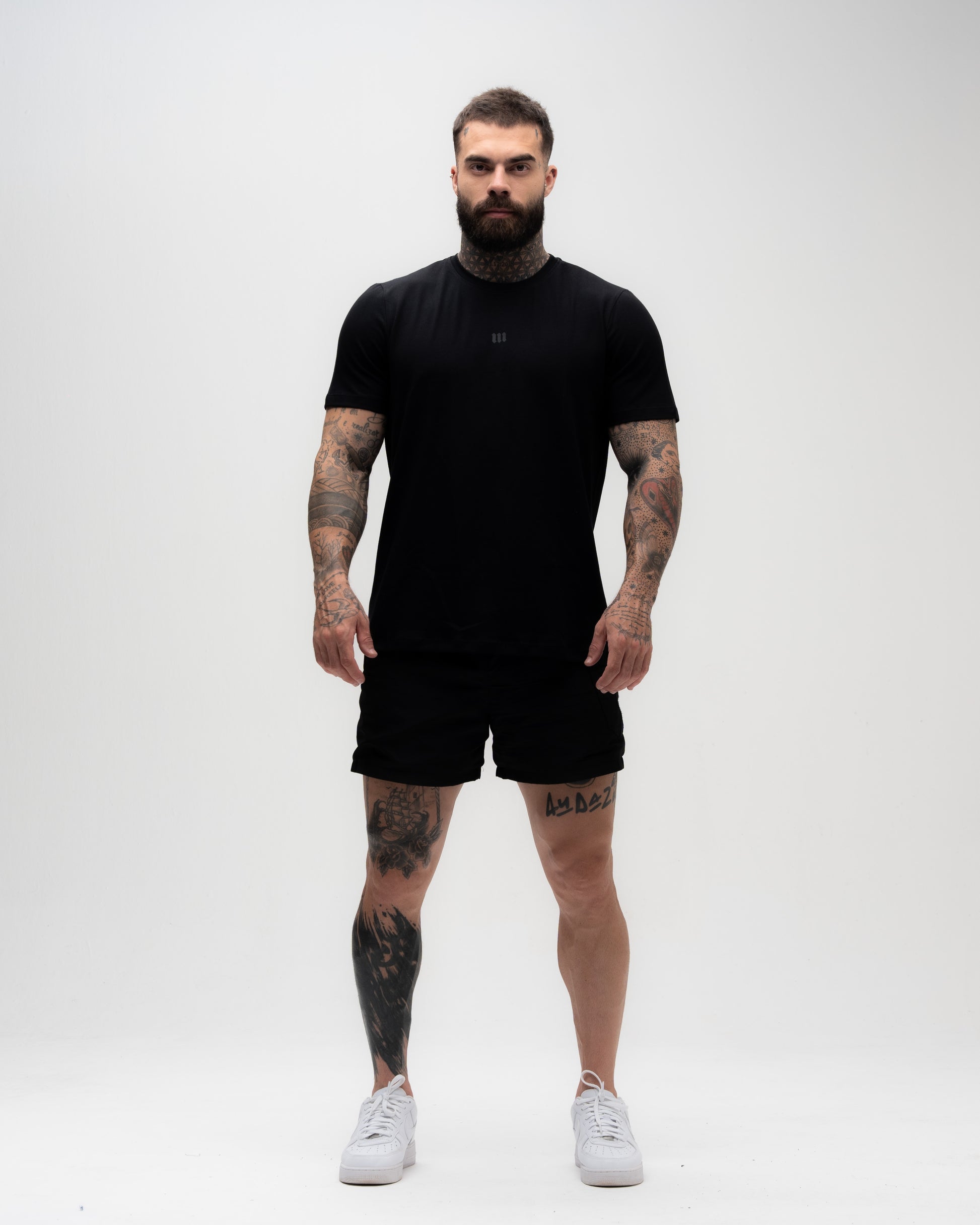 Camiseta Ajustada Logo Lines Preto