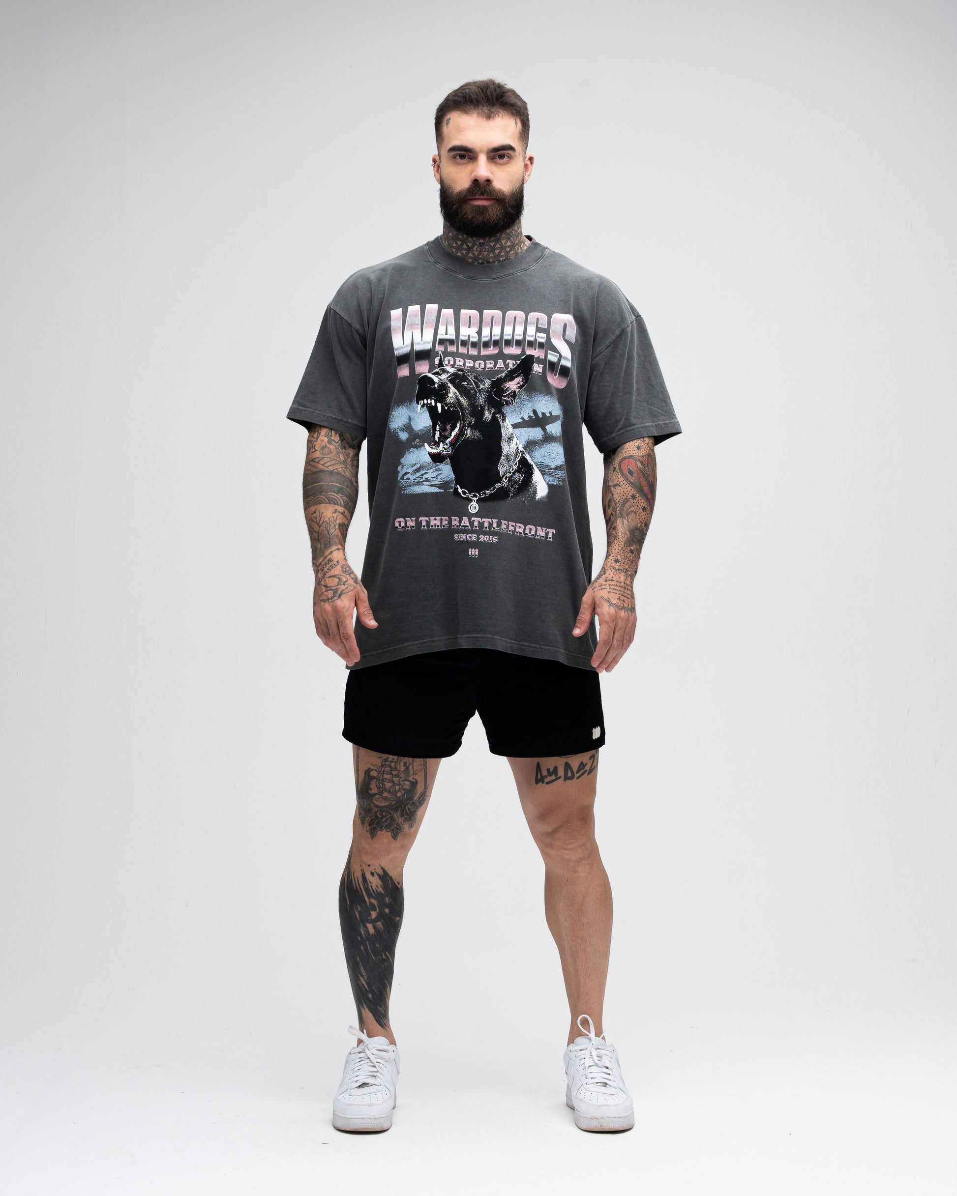 Camiseta Oversized Estonada Mith Wardogs Cinza