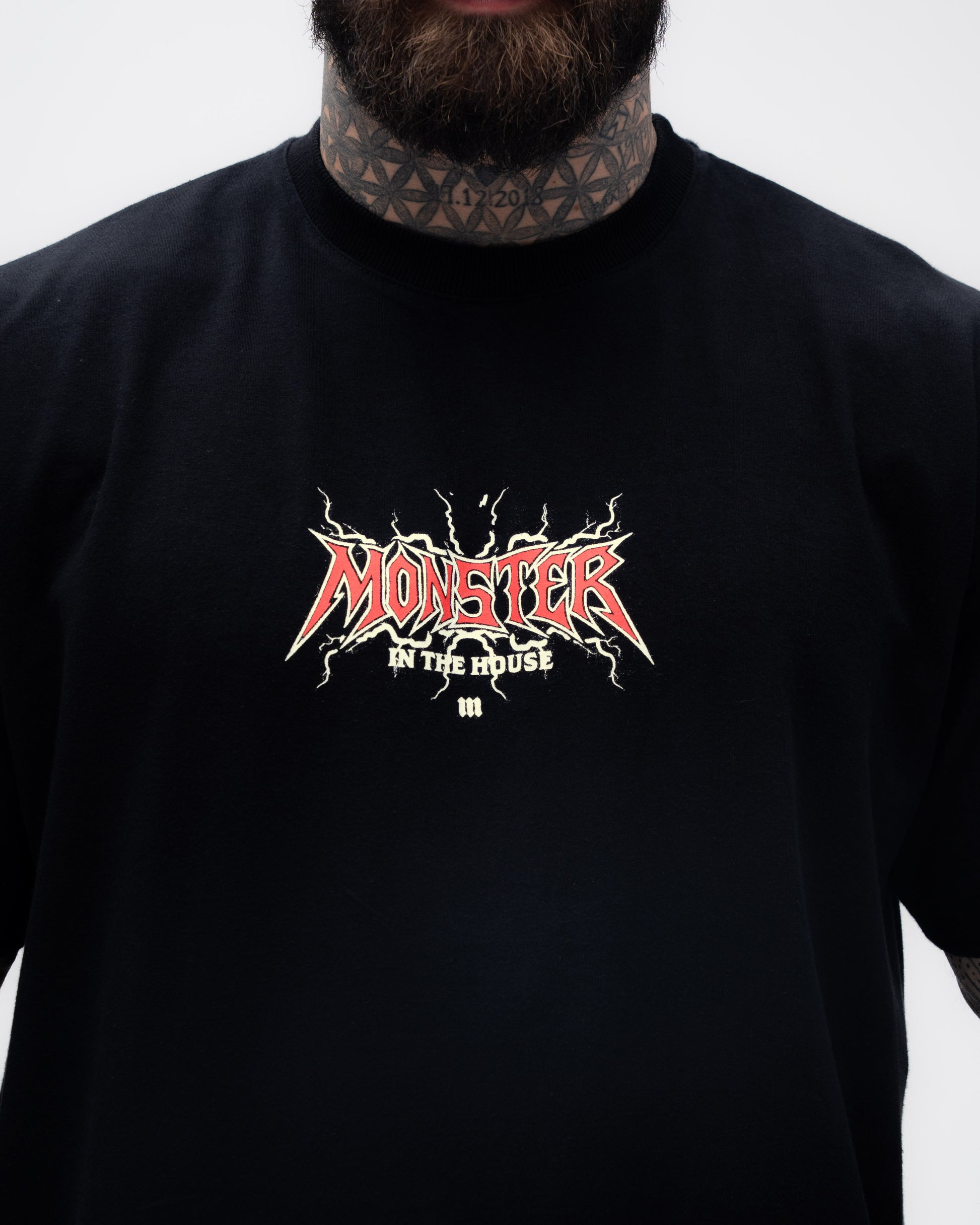 Camiseta Oversized Treino Mith Monster in The House Preto