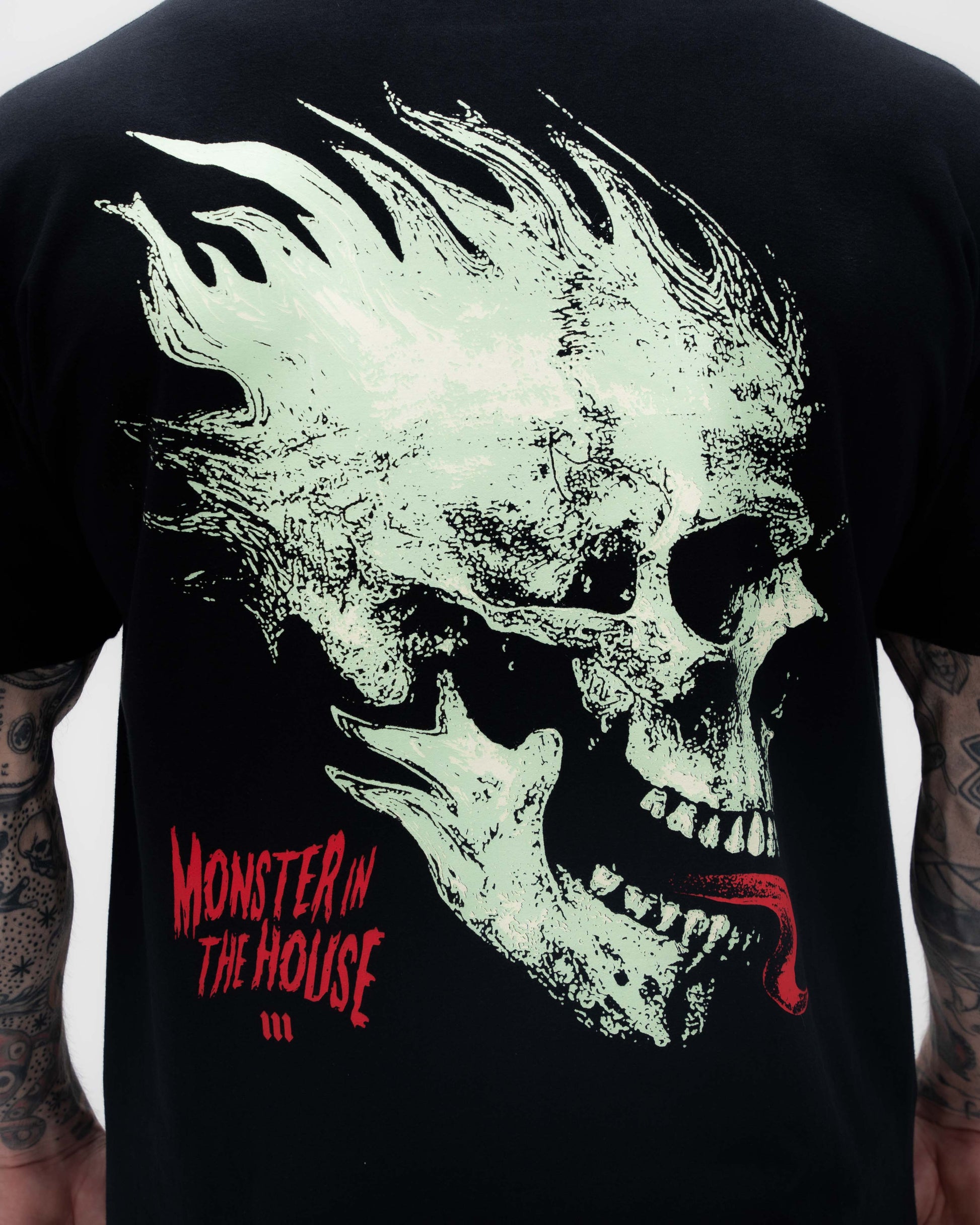 Camiseta Oversized Treino Mith Monster in The House Preto